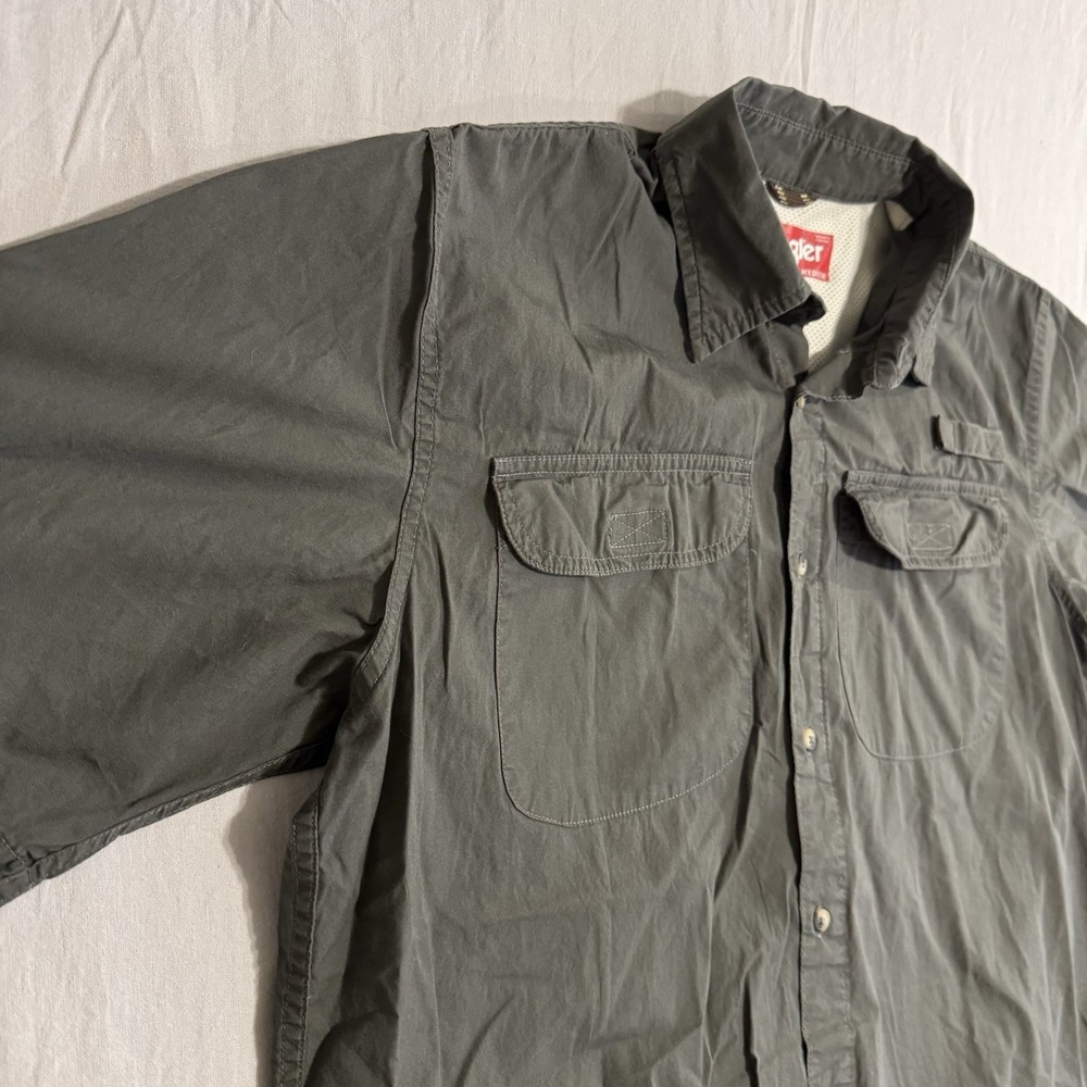 Wrangler Fishing Shirt Mens Medium Vented Short Sleeve Green Army Gray Outdoors - Picture 7 of 12